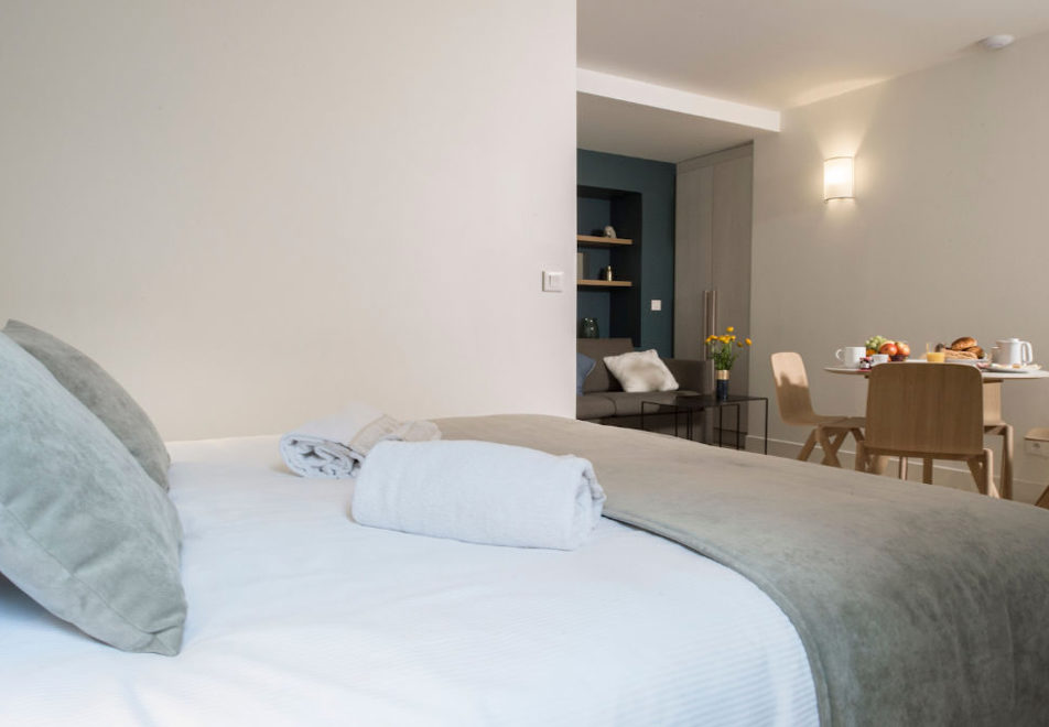 Le Genepy, Chamonix (Self Catered Apartments) - Studio