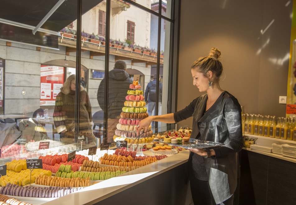 Le Genepy, Chamonix (Self Catered Apartments) - Cafe