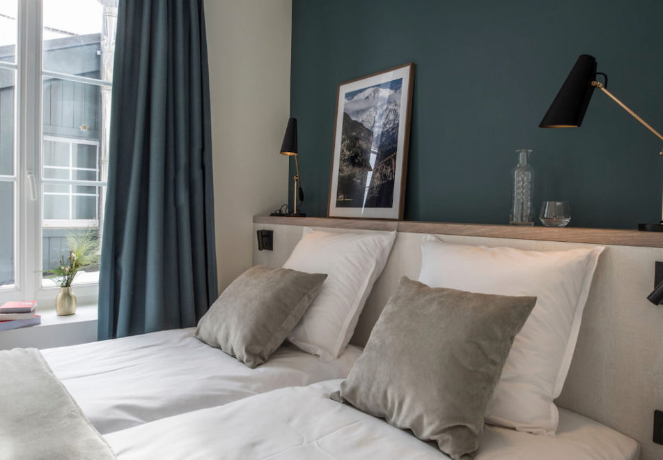 Le Genepy, Chamonix (Self Catered Apartments) - 1 bed superior