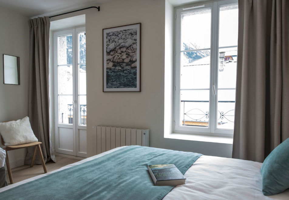 Le Genepy, Chamonix (Self Catered Apartments) - 1 bed superior