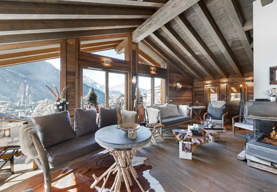 Le Chalet Martine, St Martin de Belleville (catered chalet) - Lounge area