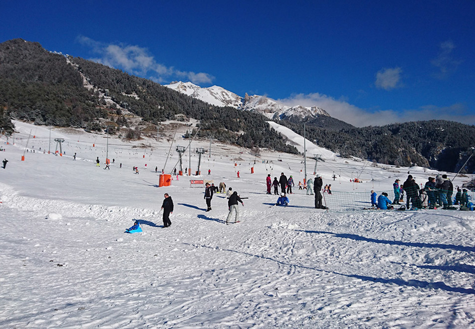 Flocons d'Argent, Aussois (self catered apartments) - View from residence towards pistes