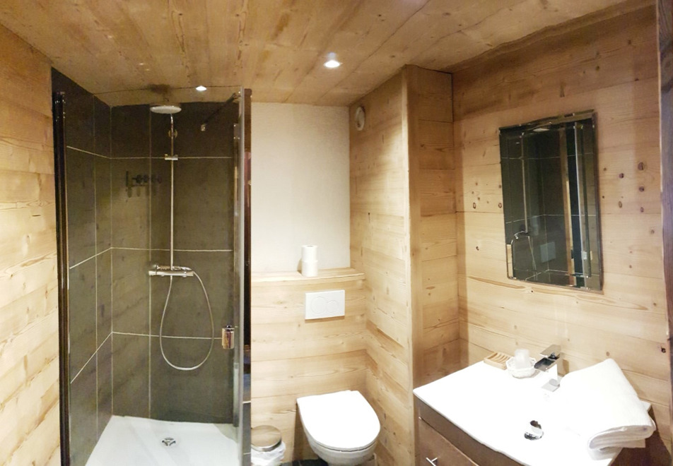 Bellecote, Montchavin (Hotel) - Shower room