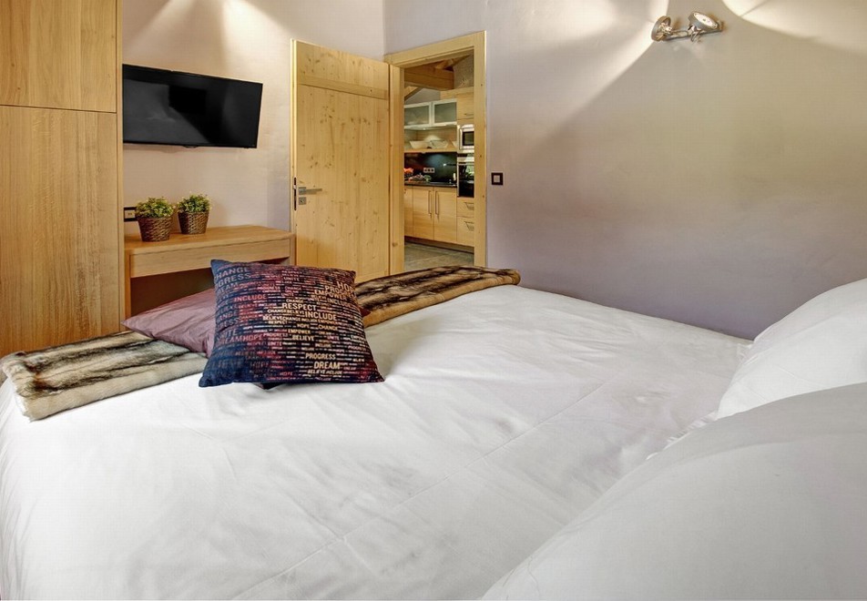 Chalet Enarpa, La Clusaz (chalet) - Double bedroom