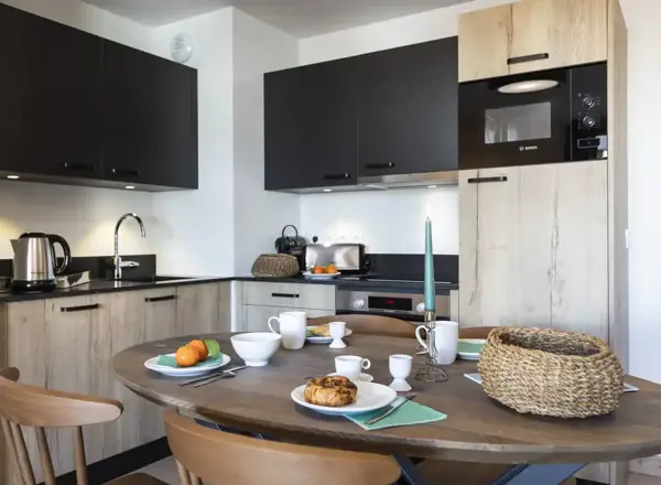 Neige Et Soleil, Les Deux Alpes (Self Catered Apartments) ©Mreyboz 1 Bedroom Alcove 6 (3)