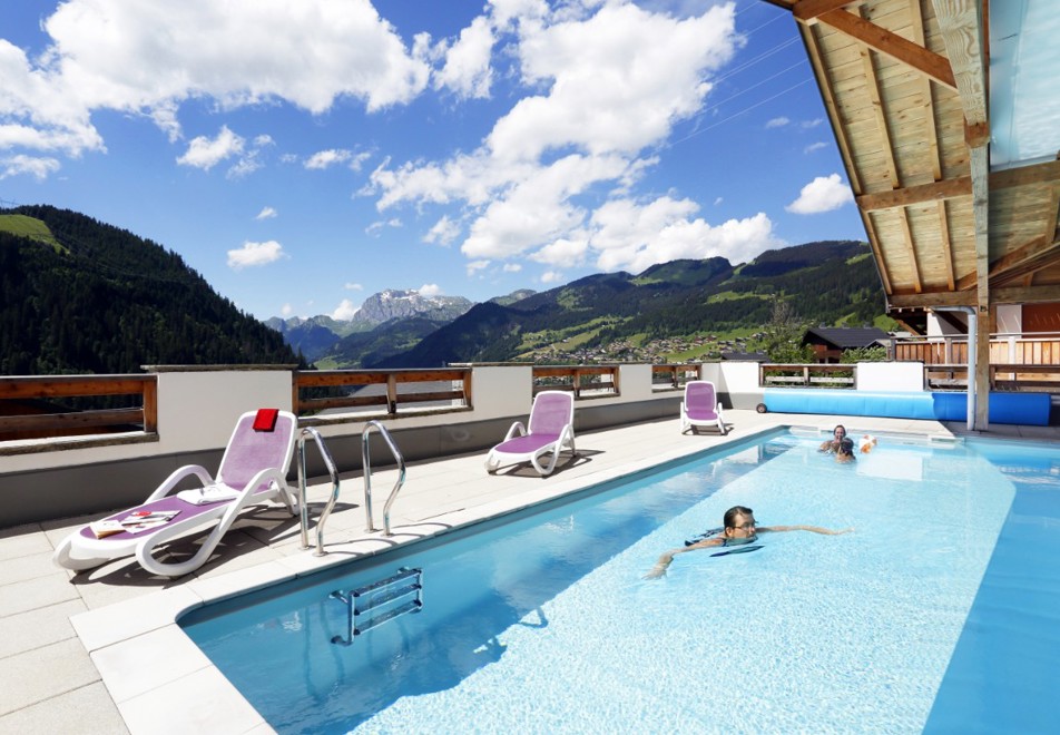Grand Ermitage, Chatel (self catered apartments) - Indoor/outdoor pool