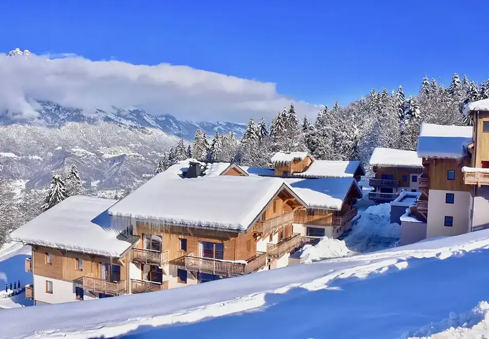 Chalet des Pistes, Combloux (self catered apartments) - Stunning views