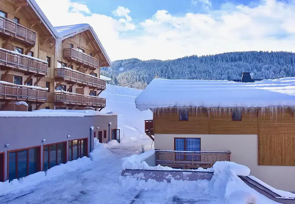 Chalet des Pistes, Combloux (self catered apartments)