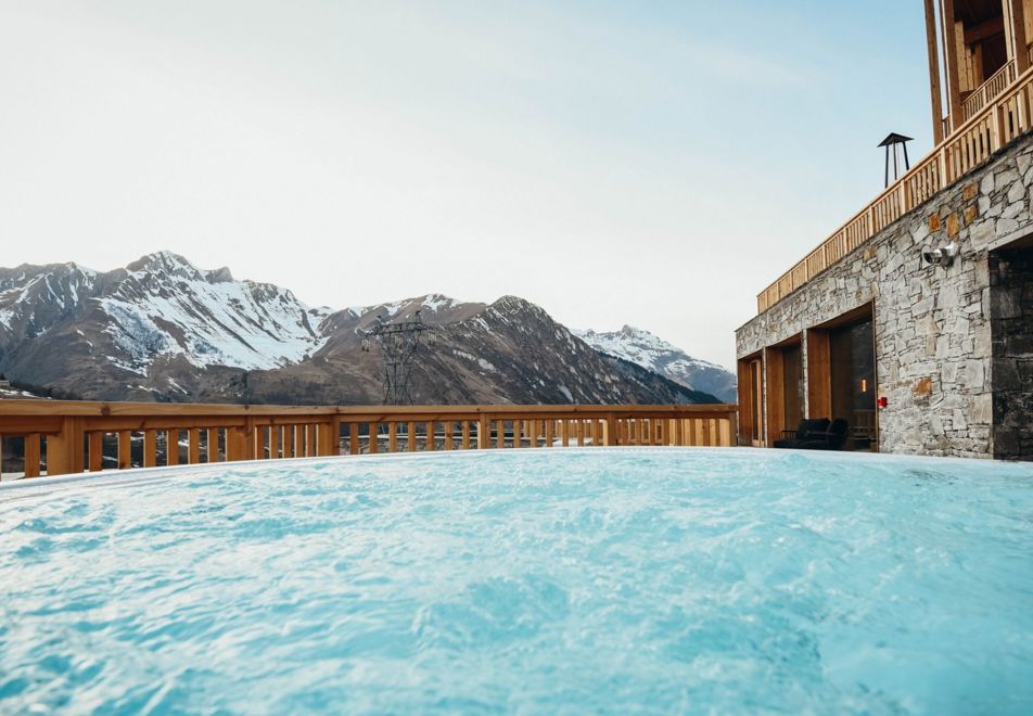 Lodji Hotel, St Martin de Belleville (hotel) - Outdoor hot tub