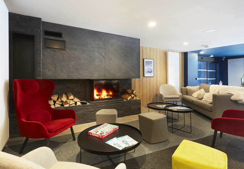 Le Hameau, Les Deux Alpes (self catered apartments) - Reception