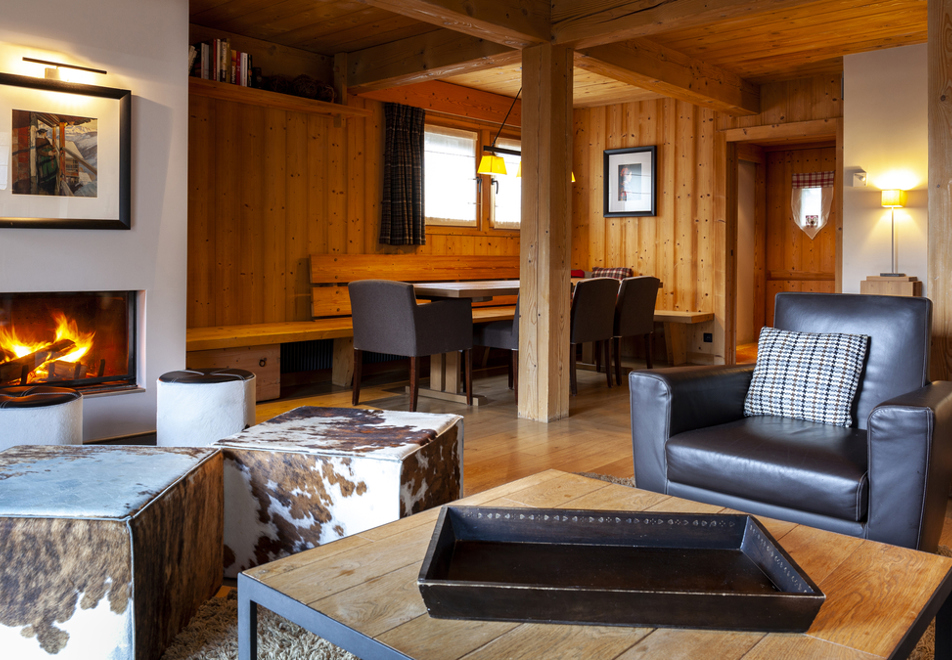 Chalets les Granges, Les Houches (self catered chalets) - Lounge