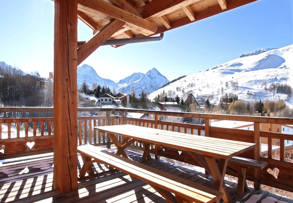 Husky, Les Deux Alpes (self catered chalet) - Balcony with fantastic views