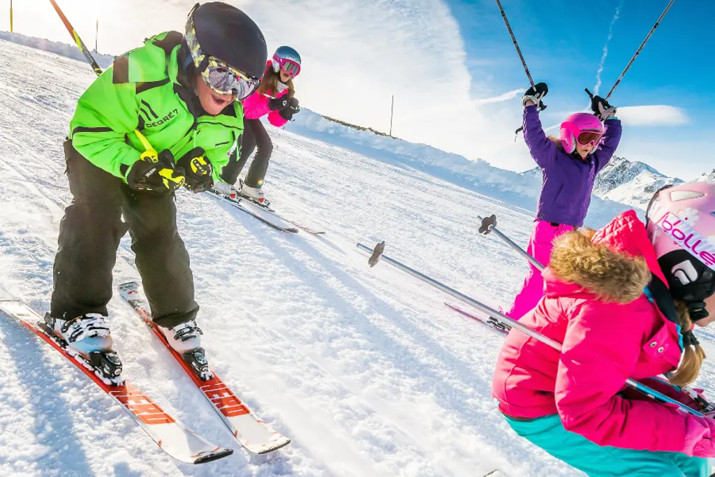 Val D'isere Kids Skiing