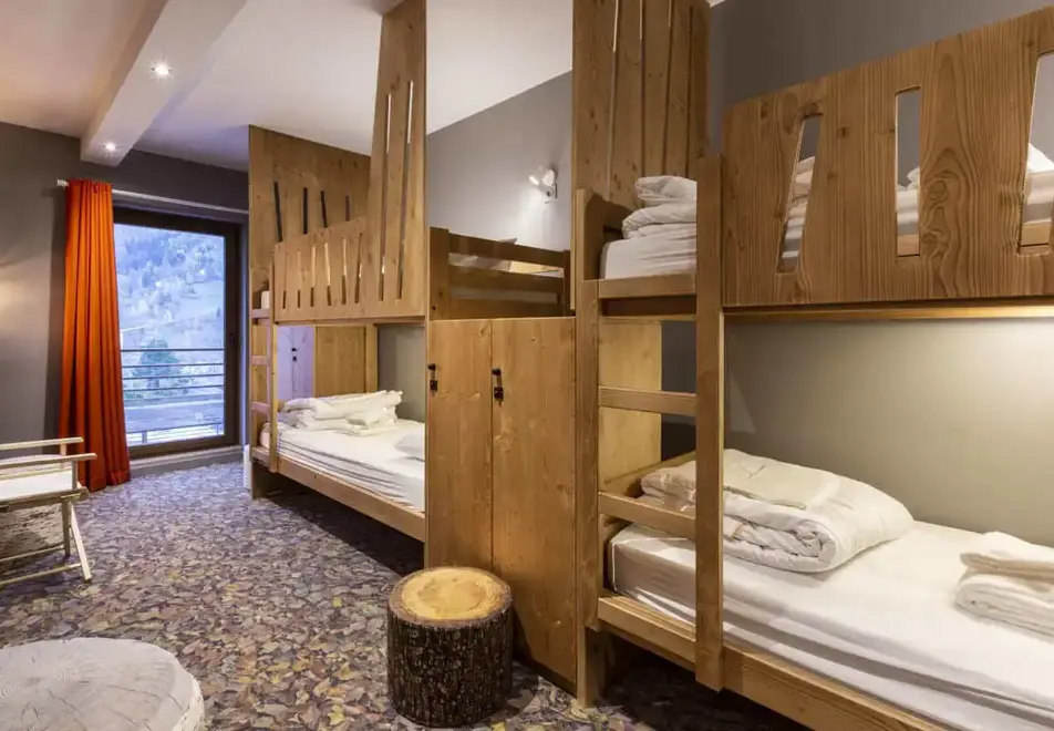 Base Camp Lodge, Bourg St Maurice (Hotel) - Dormitory room