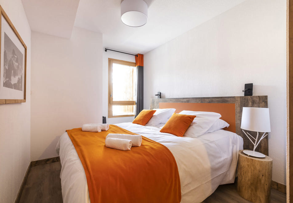 Les Clarines, Les Deux Alpes (self catered apartments) (©Manureyboz) - Typical style 2 bed famille 6