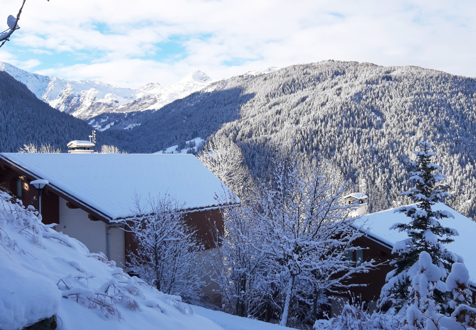 Les Chalets des Deux Domaines, Peisey Vallandry (self catered chalets) - Views across valley