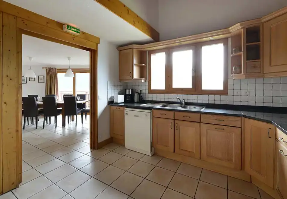 Les Chalets des Deux Domaines, Peisey Vallandry (self catered chalets) - Kitchen