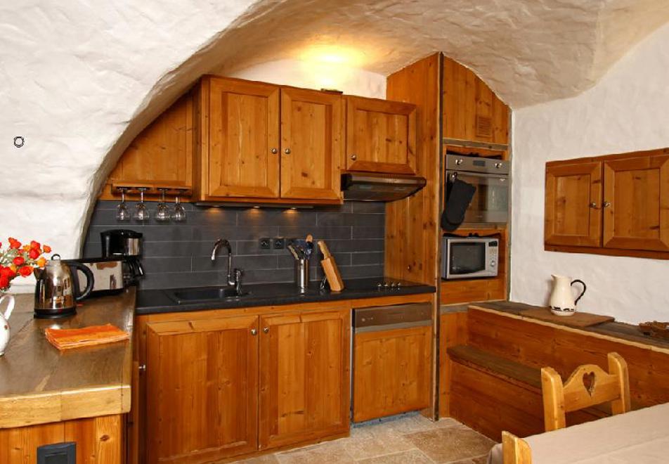 Le Grenier, Vaujany (self catered apartment) - Kitchen