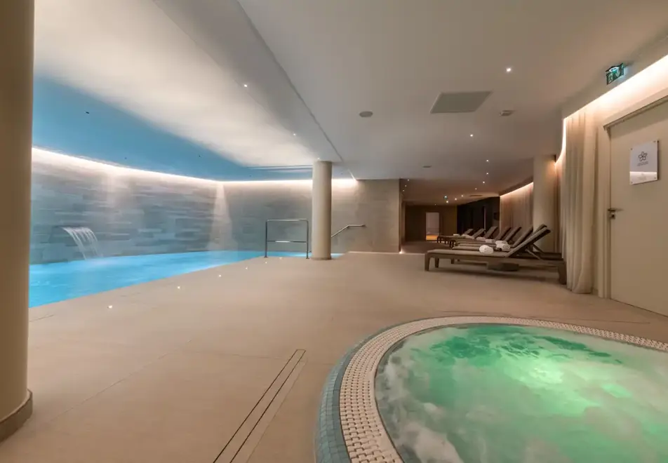 Kinabalu, Les Gets (self catered apartments) - Indoor pool & hot tub