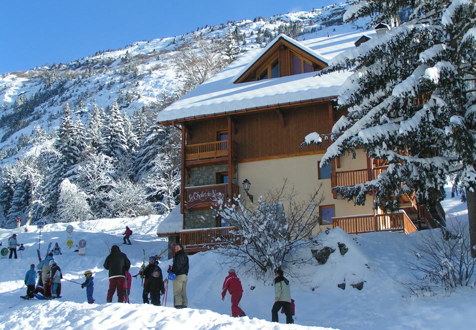 Chalet des Neiges, Oz (self catered apartment) - Exterior