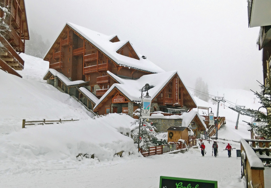 Chalet des Neiges, Oz (self catered apartment) - Exterior