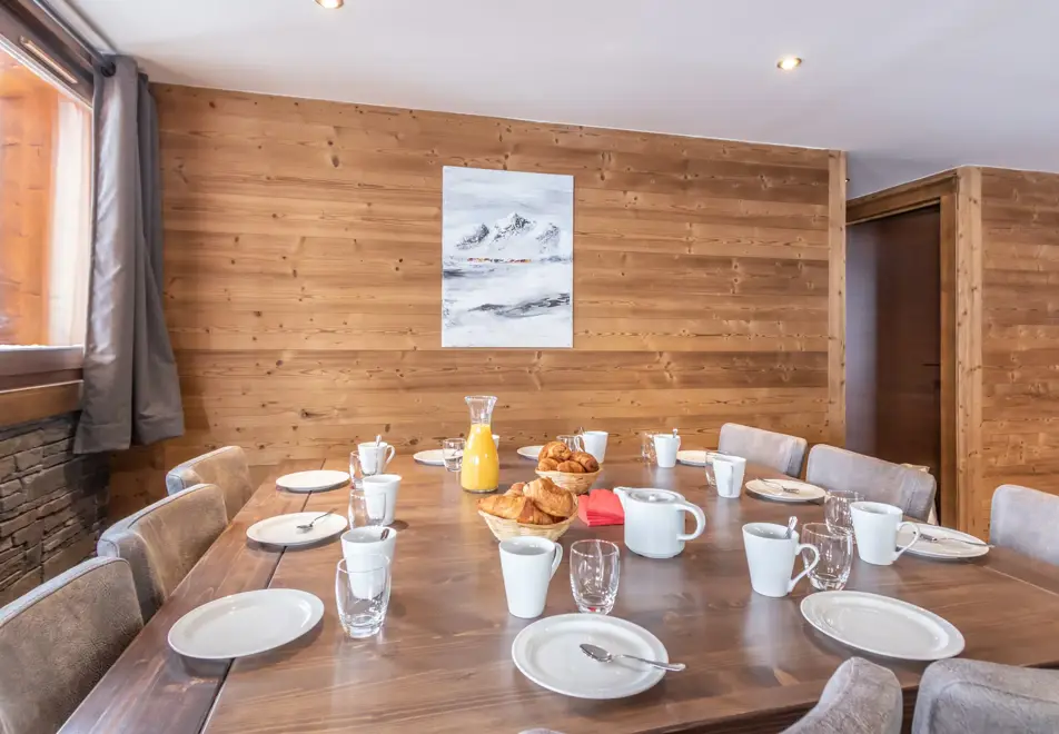Chalet Altitude, Val Thorens (self catered apartments) - 10 persons apartment