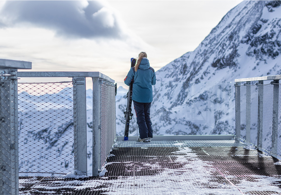 Les Arcs Ski Resort - Aiguille Rouge view point