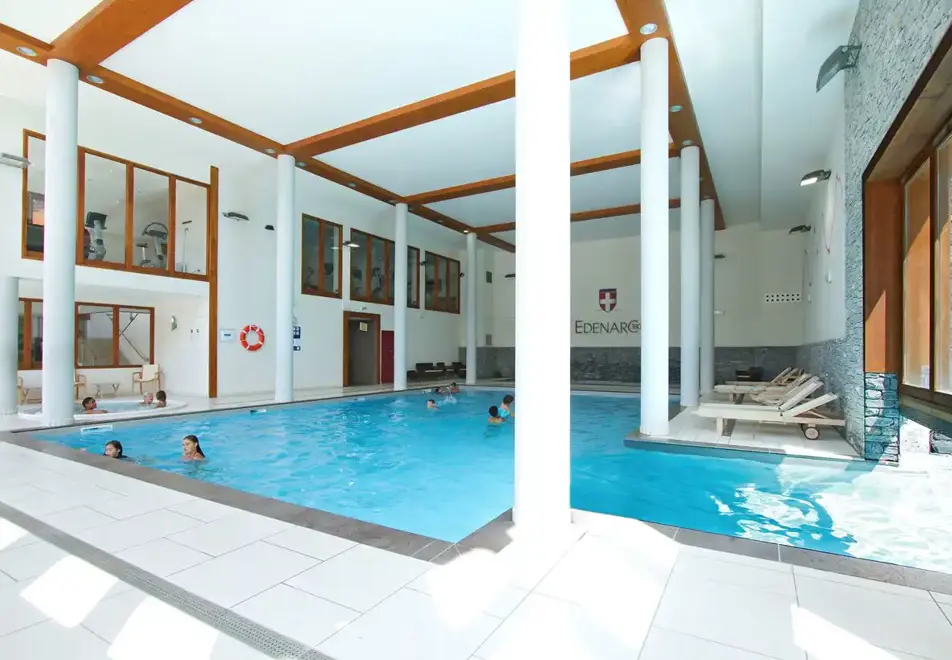 Residence Edenarc, Arc 1800 (self catered apartments) - Indoor pool