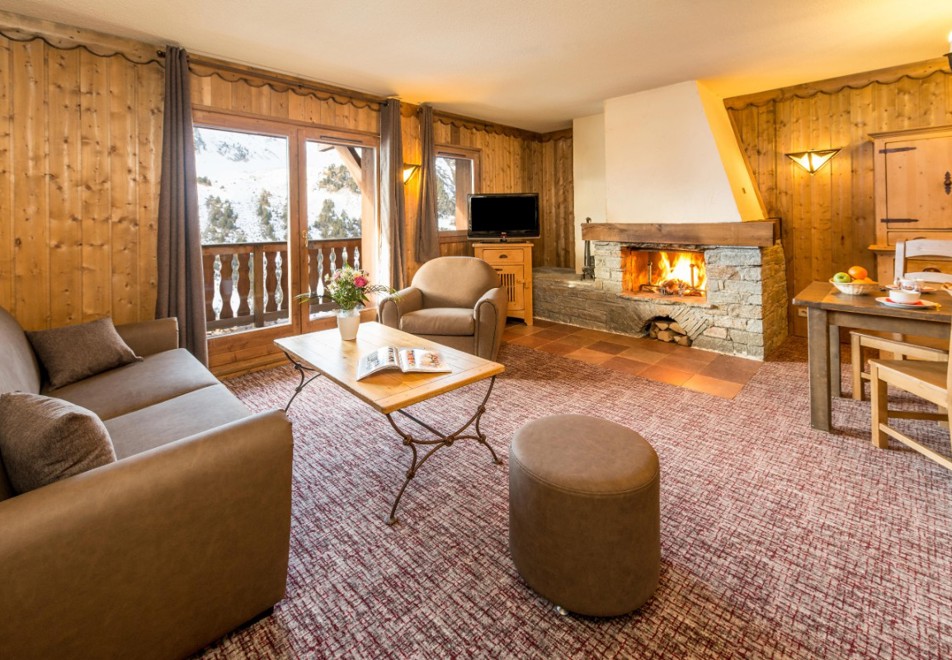 Chalet Altitude, Arc 2000 (Self catering apartment) - Typical apartment style