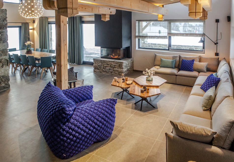 Chalet Cascade, Arc 2000 (self catered chalet) - Open plan living/dining area