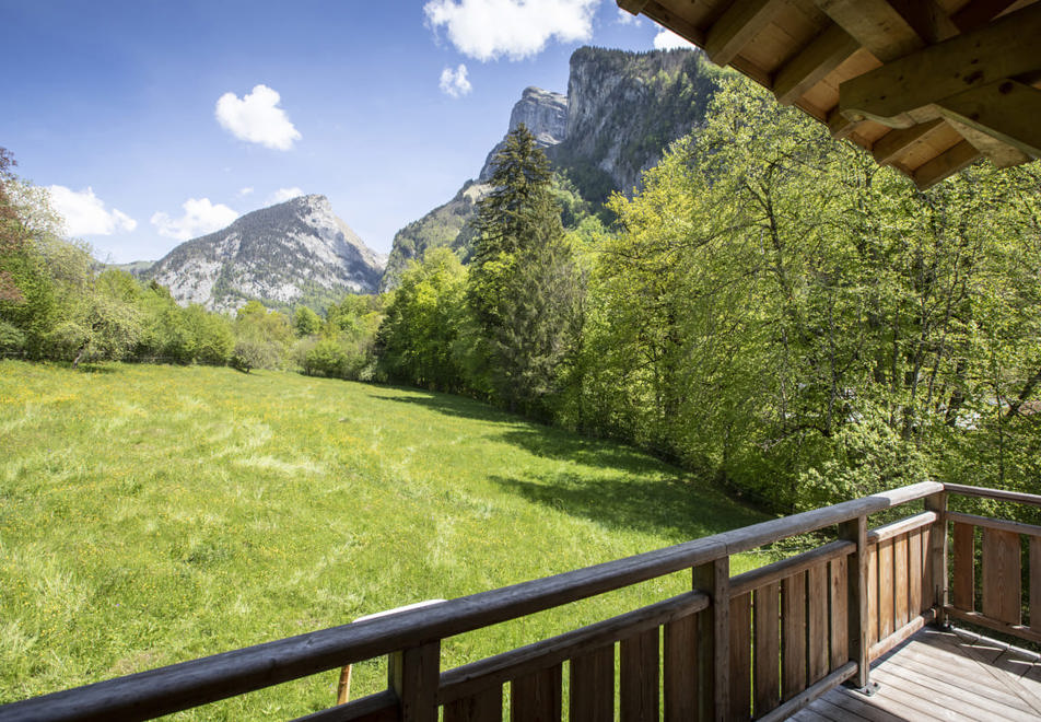 Le Pre de Anne Chloe, Samoens (self catering apartments) - Beautiful views (©Manureyboz)