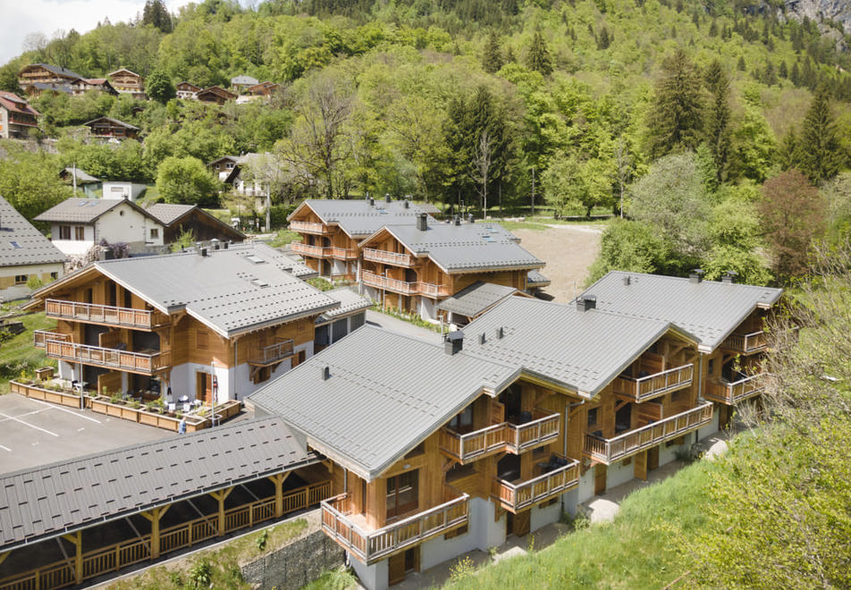 Le Pre de Anne Chloe, Samoens (self catering apartments) - Peaceful location (©Manureyboz)