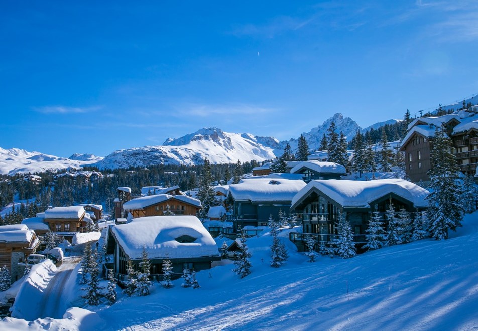 Courchevel Ski Holidays, Ski Apartments France