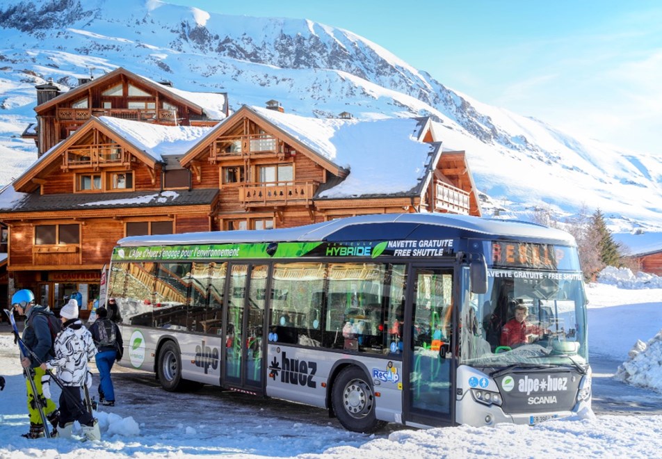 Alpe d'Huez Ski Resort (©Cyrille-Quintard) - Free shuttle service