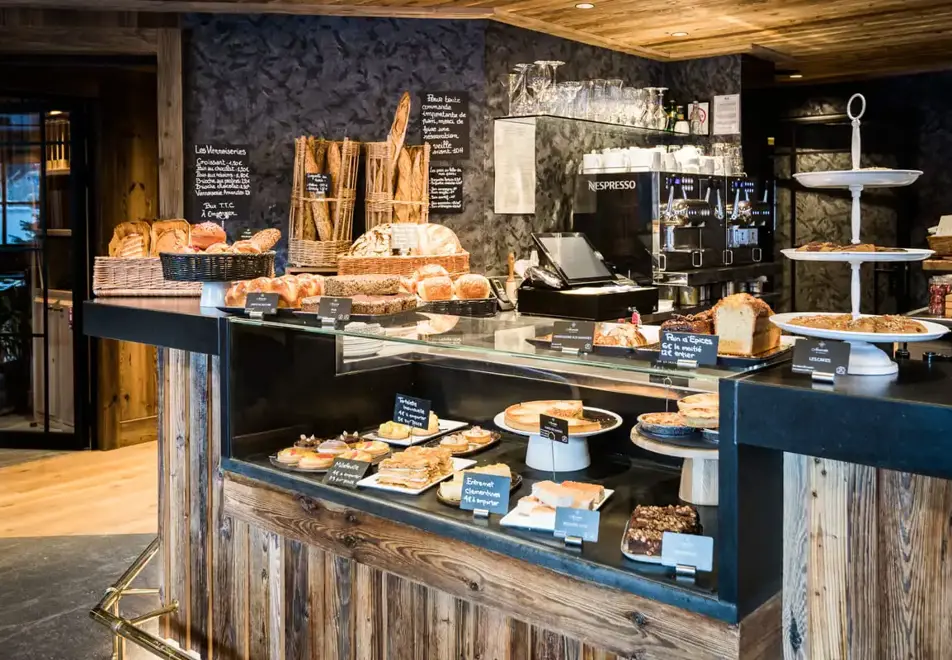 Hotel Armancette, St Nicolas de Veroce (hotel) - Tea toom (©David Machet)