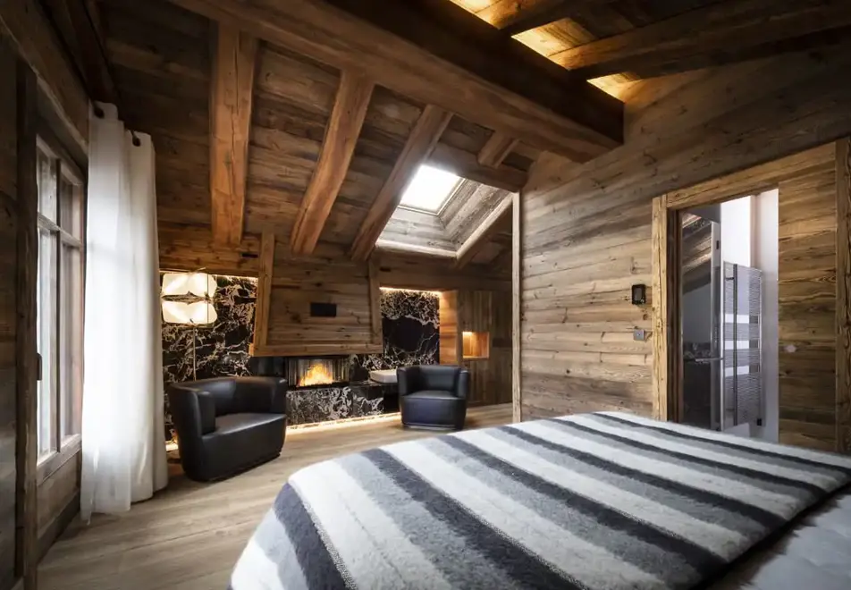 Hotel Armancette, St Nicolas de Veroce (hotel) - Typical Junior Suite style (©David Machet)