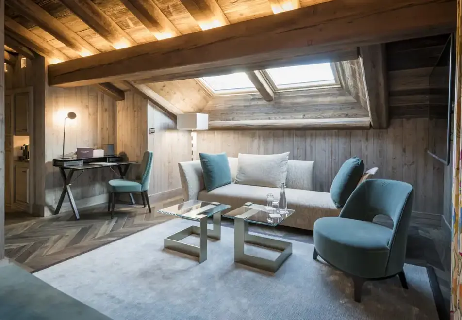 Hotel Armancette, St Nicolas de Veroce (hotel) - Typical Junior Suite style (©David Machet)