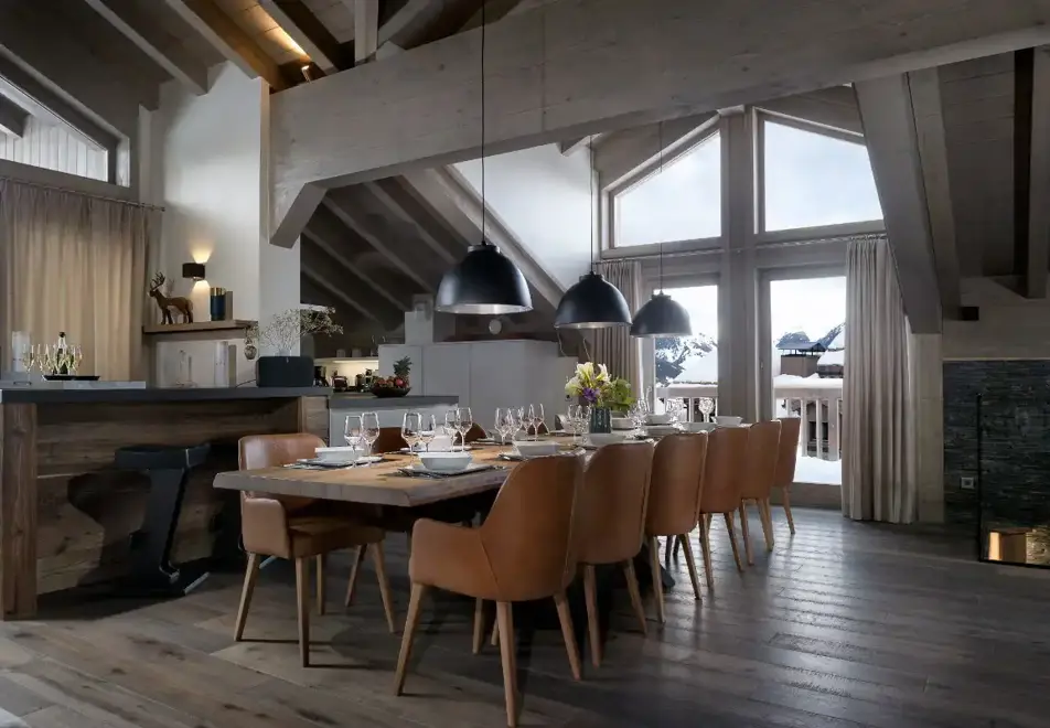 Mammoth Lodge, Courchevel Moriond (self catered apartments) - 7 bed penthouse
