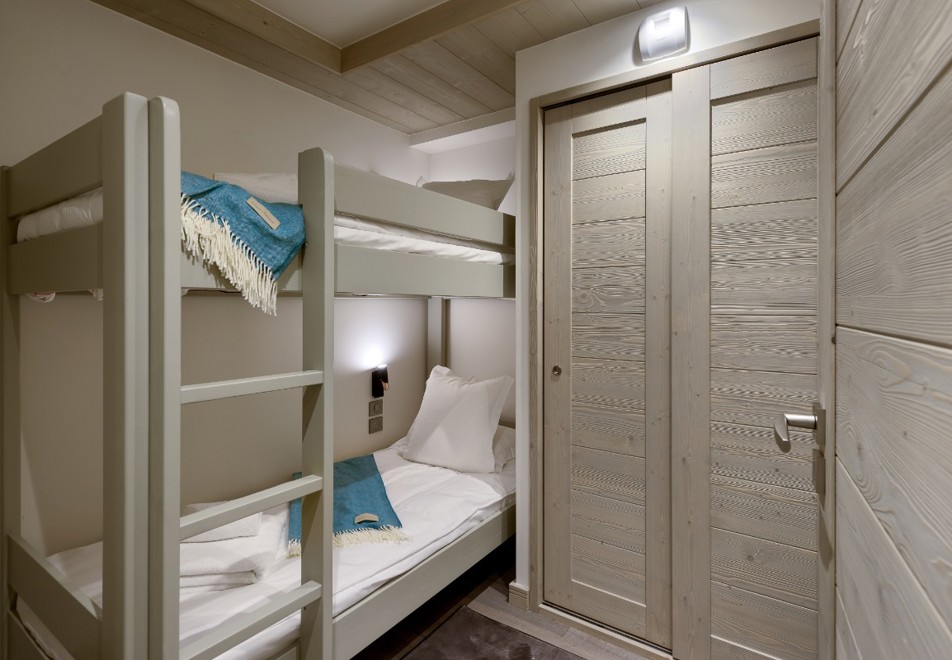 Le C, Courchevel Moriond (self catered apartments) - 2 bed 2 alc 8