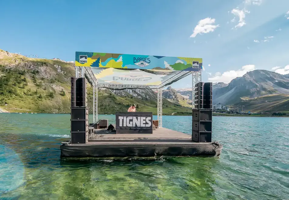 Tignes in Summer - Lake at Tignes le Lac (©Andy Parant)
