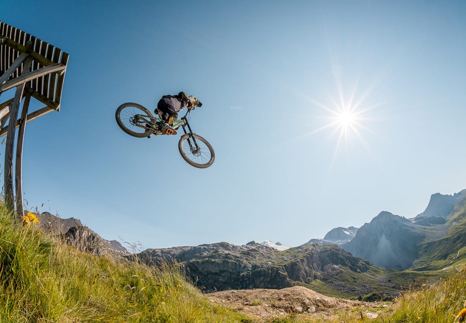 Tignes in Summer - Mountain biking (©Andy Parant)
