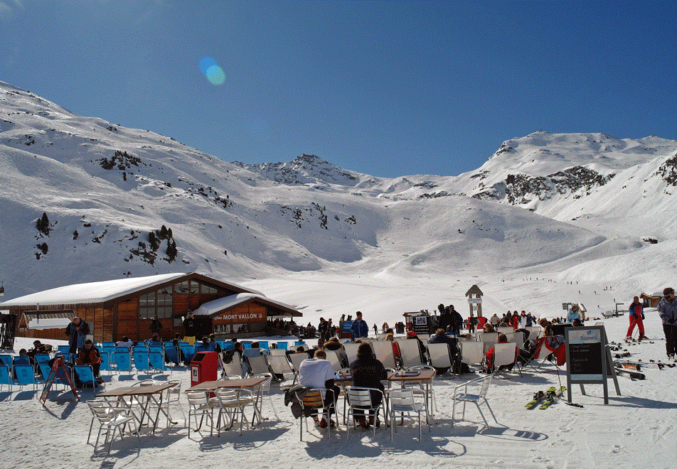 Meribel Ski Holidays | Ski Apartments Meribel | Peak Retreats