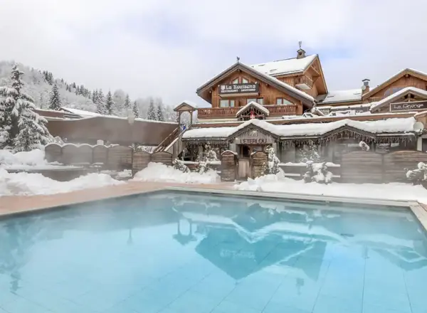 Eterlou, Meribel (Hotel) Pool OPT (4)