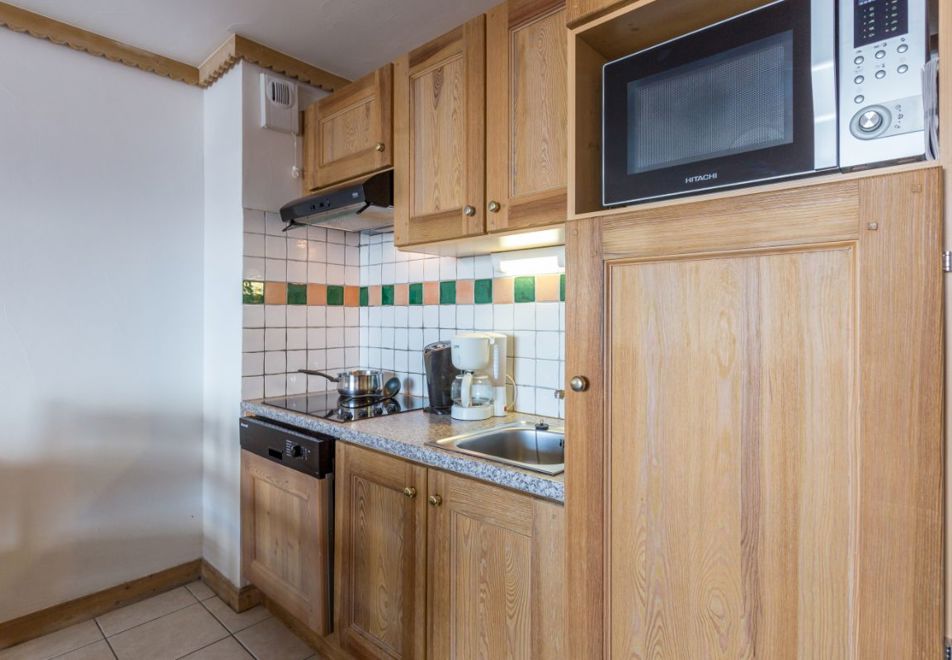 Sun Valley, La Plagne (Self catered apartment) - Kitchen