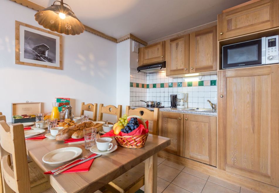 Sun Valley, La Plagne (Self catered apartment) - Living Area
