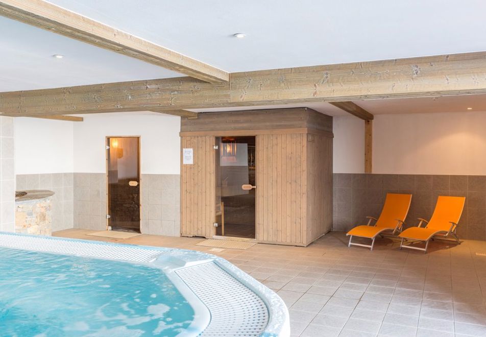 Sun Valley, La Plagne (Self catered apartment) - Jacuzzi
