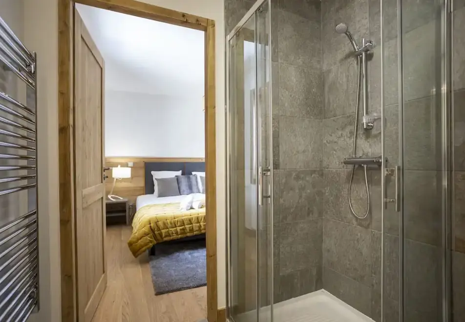 Diamant des Neiges, Plagne 1800 (self catered apartments) ©M.Reyboz - 3 bed sleeps 8