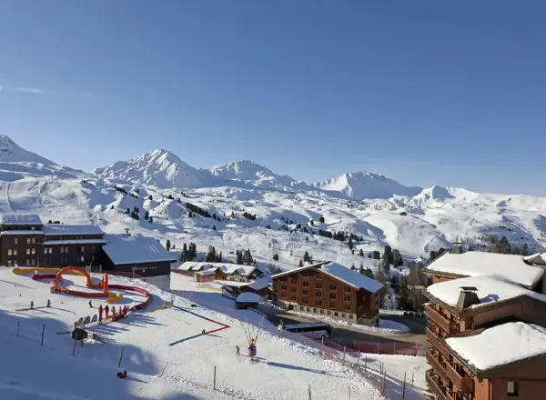 Belle Plagne Ski Resort (©MMV)