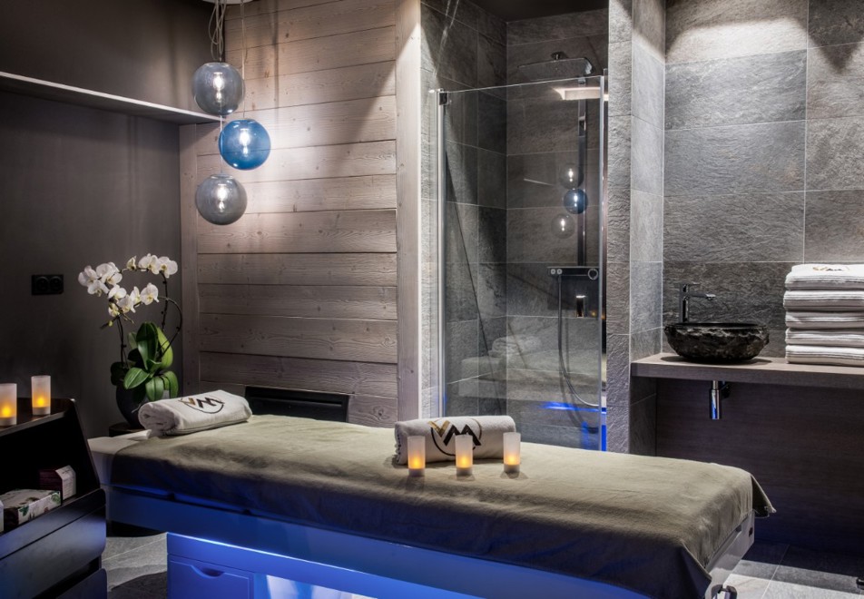Chalet Skadi, Val d'Isere (self catered apartments) - Treatment room