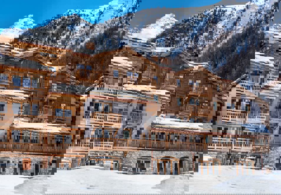 Chalet Skadi, Val d'Isere (self catered apartments)